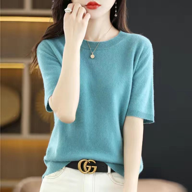 Women's Lightweight Round Neck Half-Sleeve Knitted Sweater - Versatile Slim Fit Base Layer