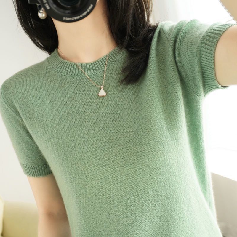 Women's Lightweight Round Neck Half-Sleeve Knitted Sweater - Versatile Slim Fit Base Layer