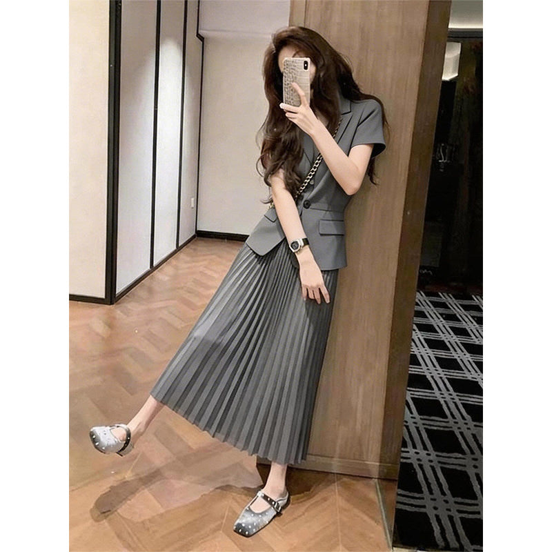 Women's Luxury Tailored Blazer & Skirt Set - Elegant Gray Two-Piece Office Suit