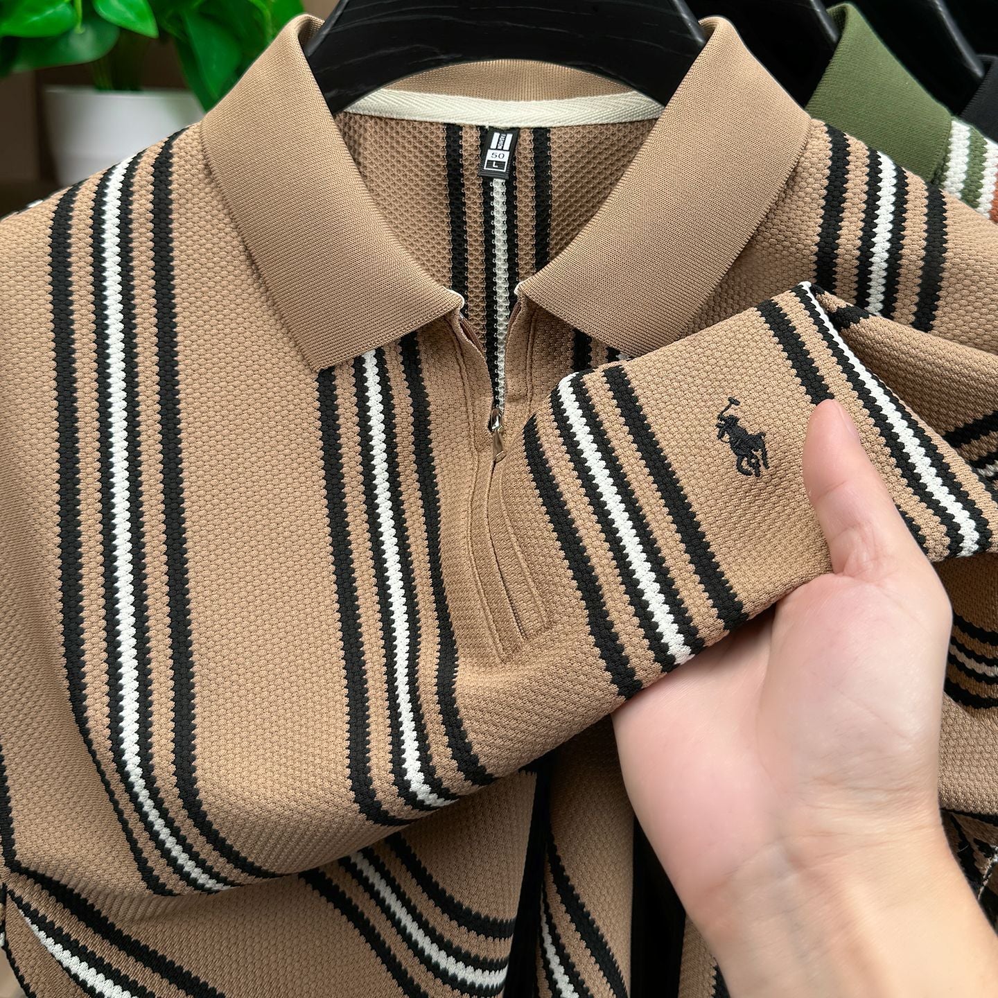 Men's Classic Embroidered Cotton Short-Sleeve Polo - Casual Solid Color Lapel Shirt