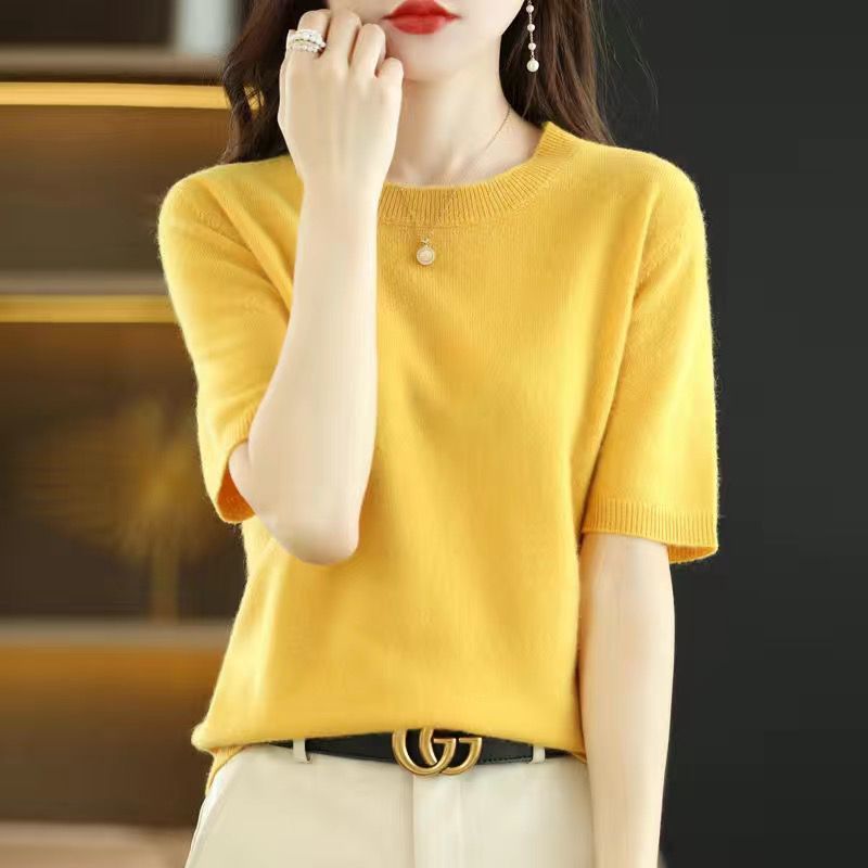 Women's Lightweight Round Neck Half-Sleeve Knitted Sweater - Versatile Slim Fit Base Layer