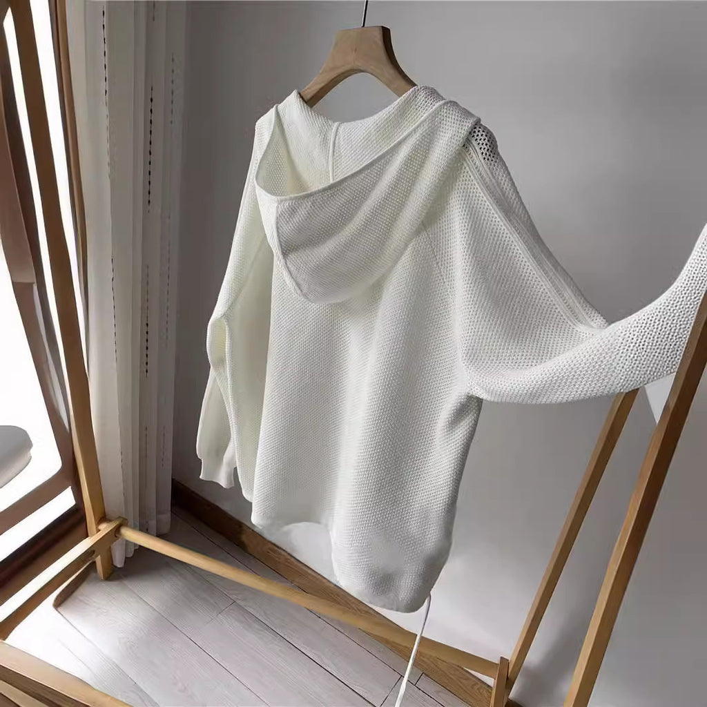 Indifferent to show the grade, effortlessly fashionable G-class sense of hollow hooded sweater style sweater blouse women